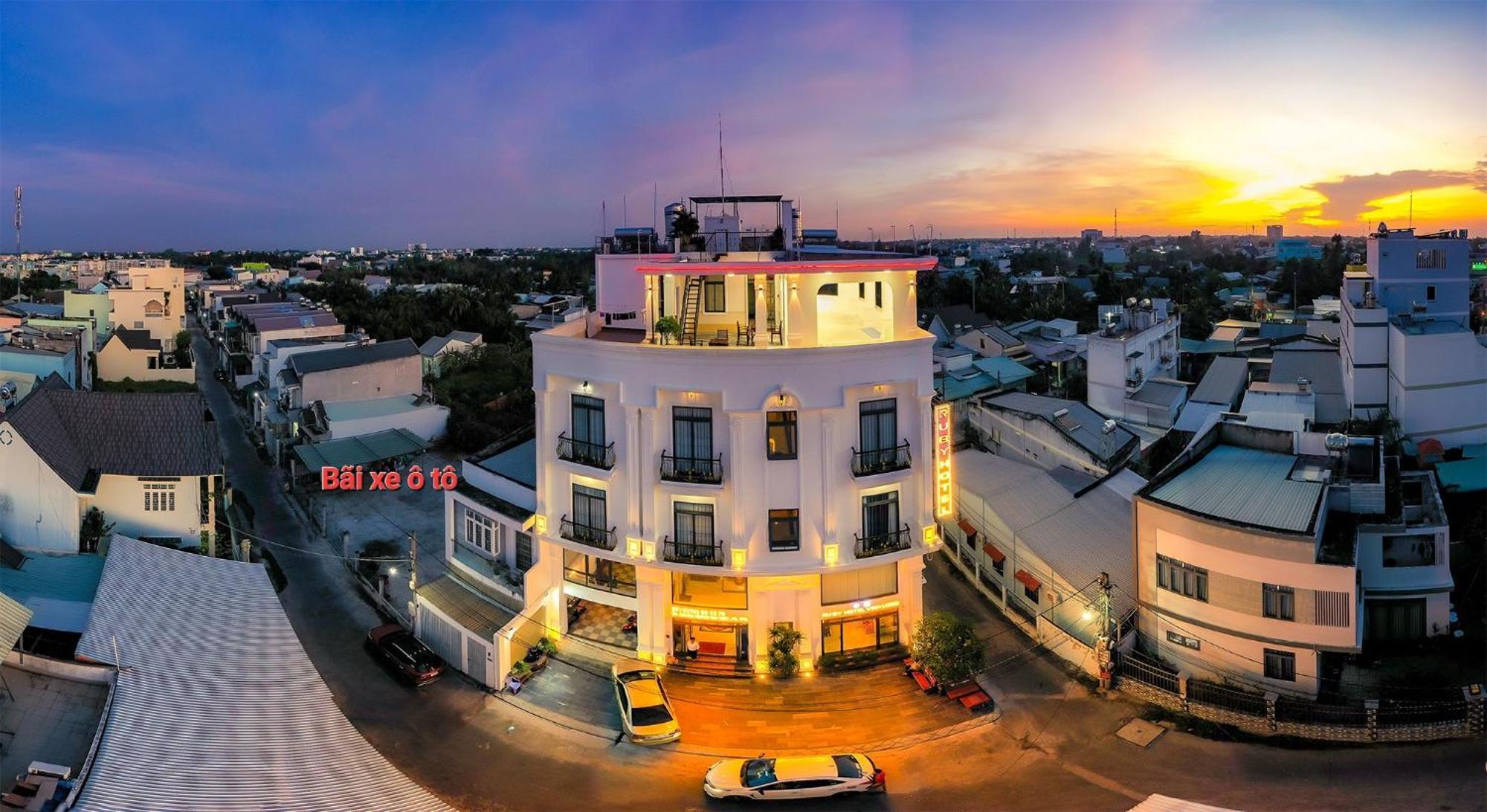 Ruby Hotel Vĩnh Long Εξωτερικό φωτογραφία