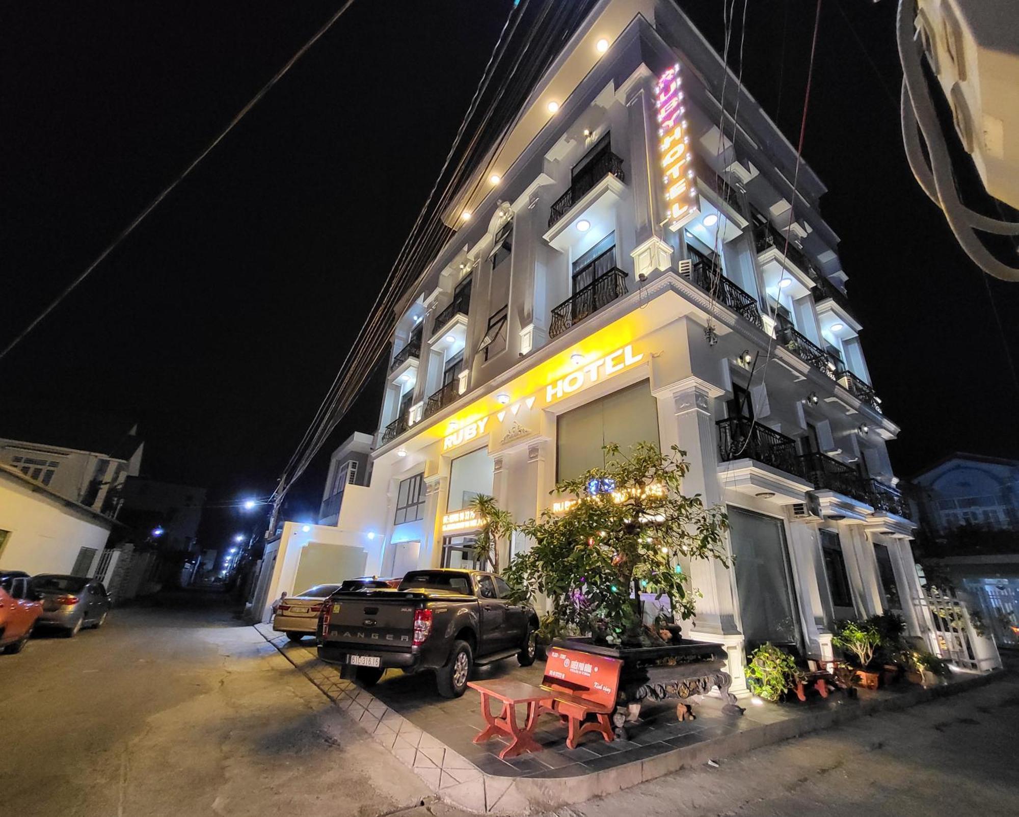 Ruby Hotel Vĩnh Long Εξωτερικό φωτογραφία