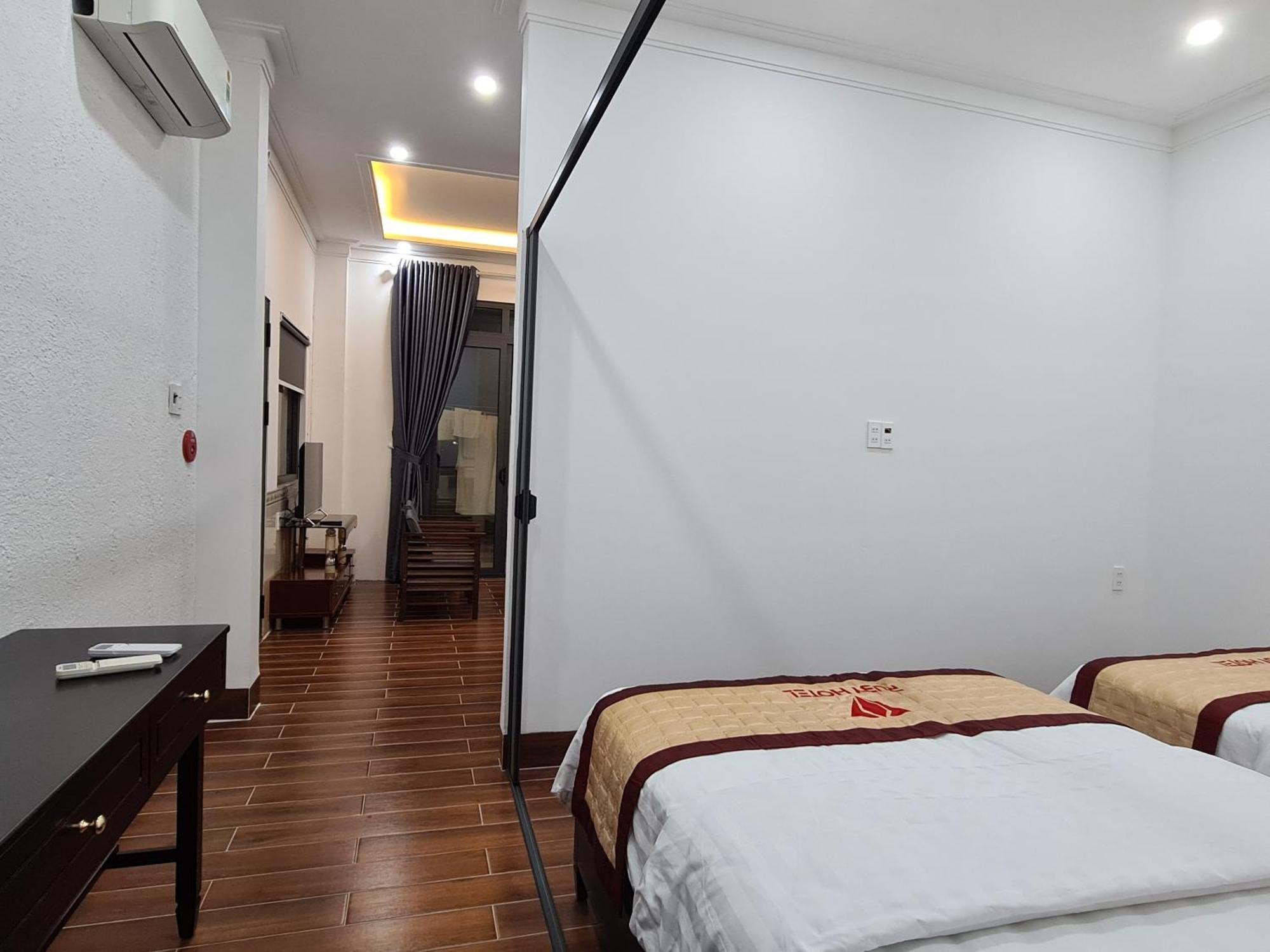 Ruby Hotel Vĩnh Long Εξωτερικό φωτογραφία