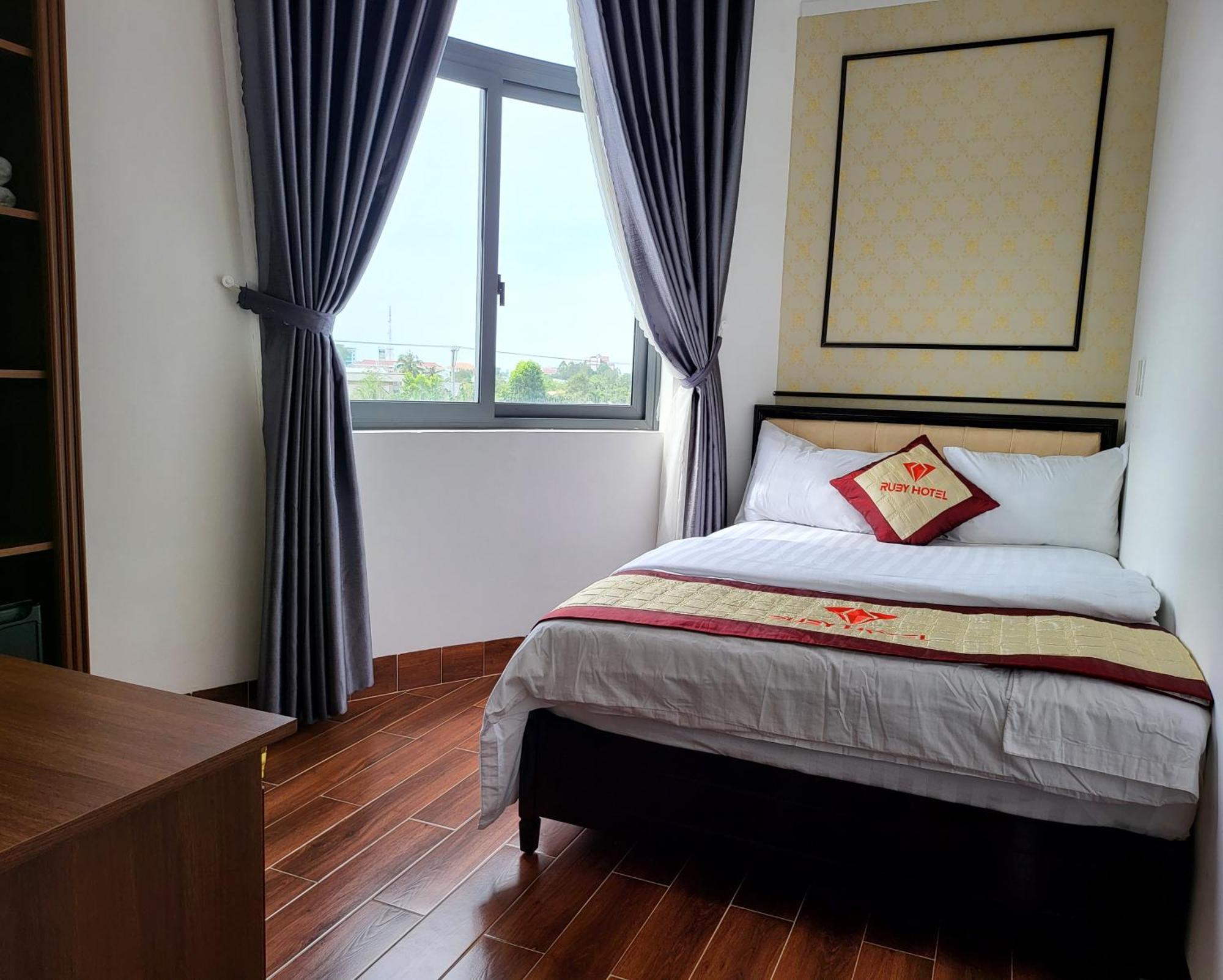 Ruby Hotel Vĩnh Long Δωμάτιο φωτογραφία