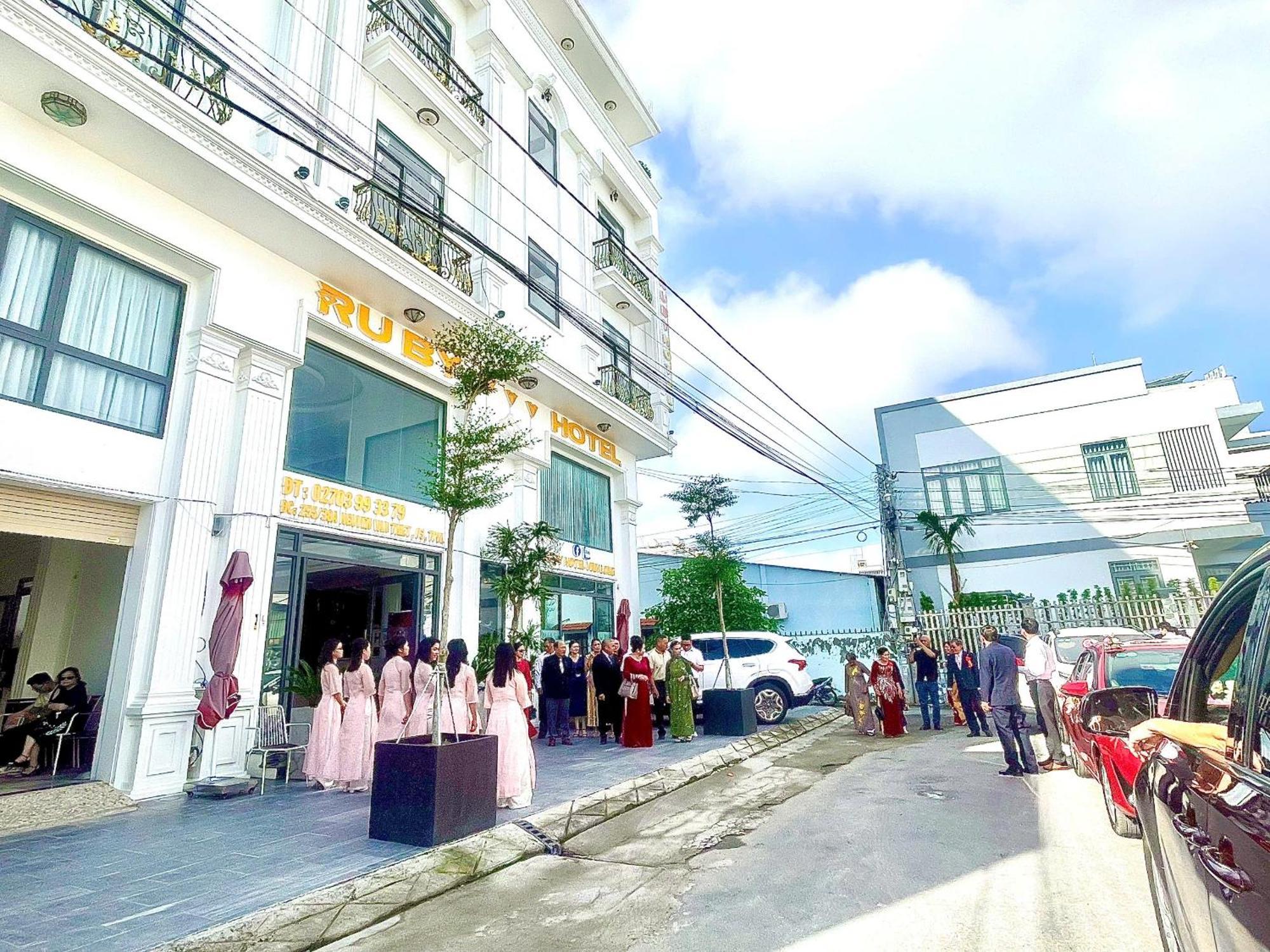 Ruby Hotel Vĩnh Long Εξωτερικό φωτογραφία